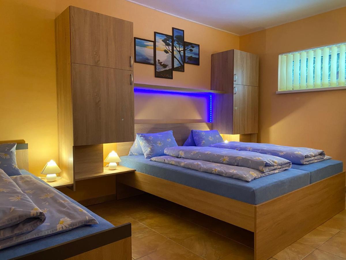 Privat No 13 Lägenhet Liptovský Mikuláš Exteriör bild
